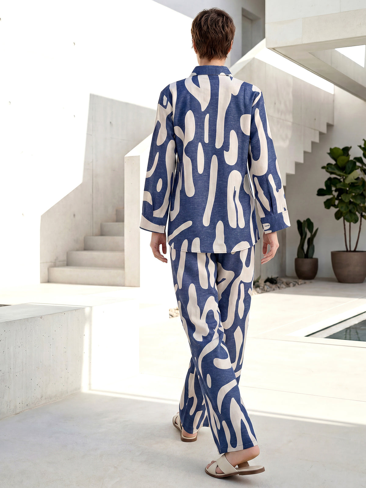 Blue abstract flow co ord