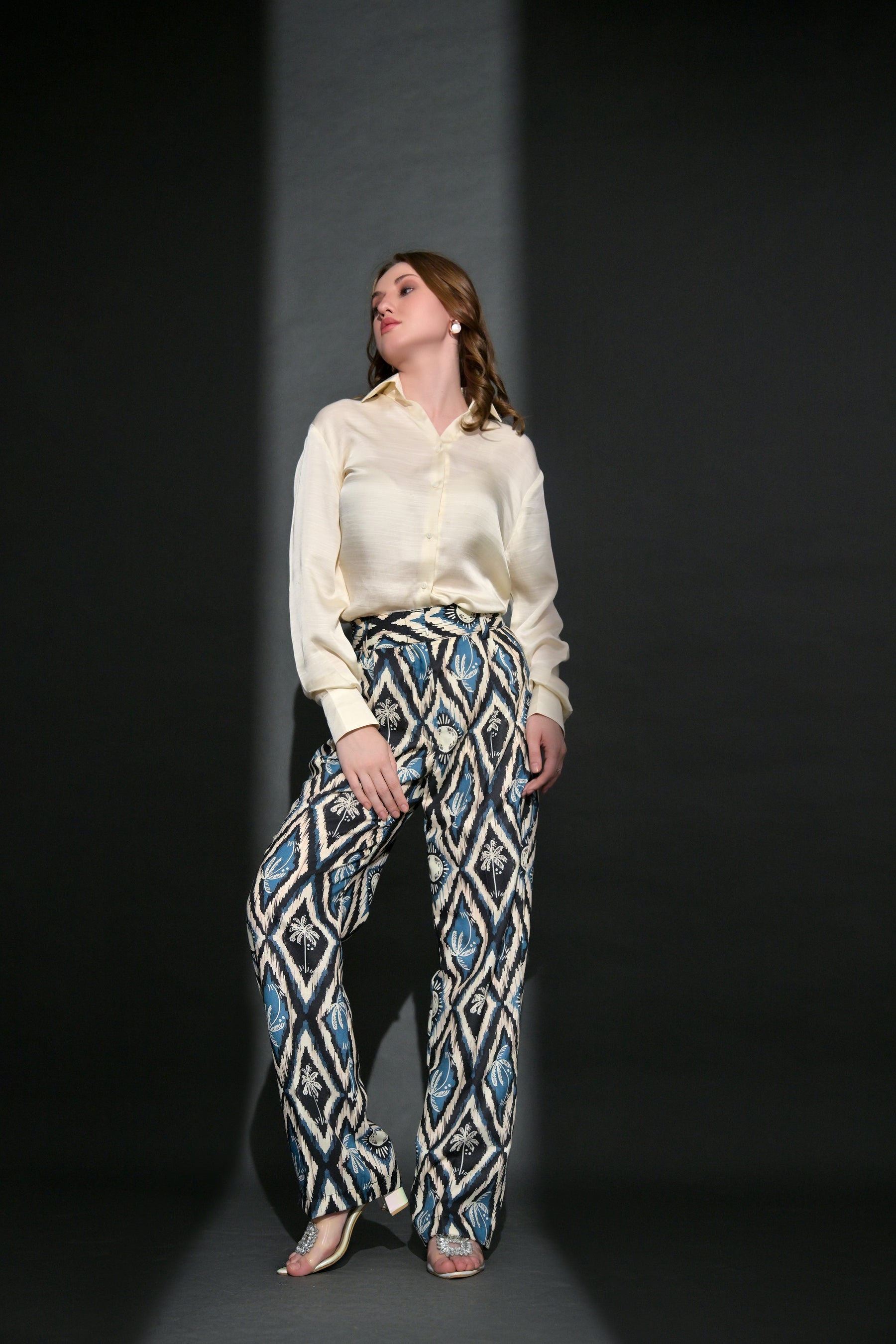 Offwhite viscose shirt top only